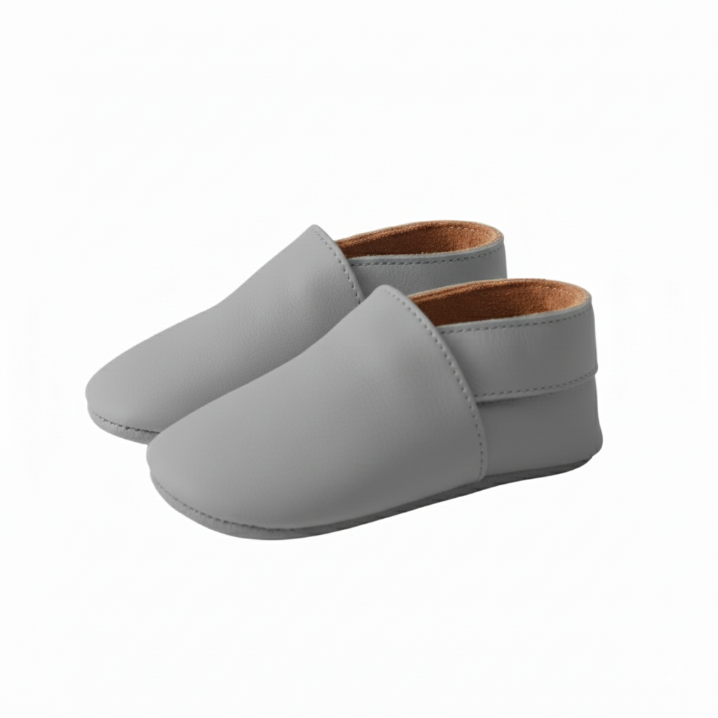 The Fringeless Moccasins